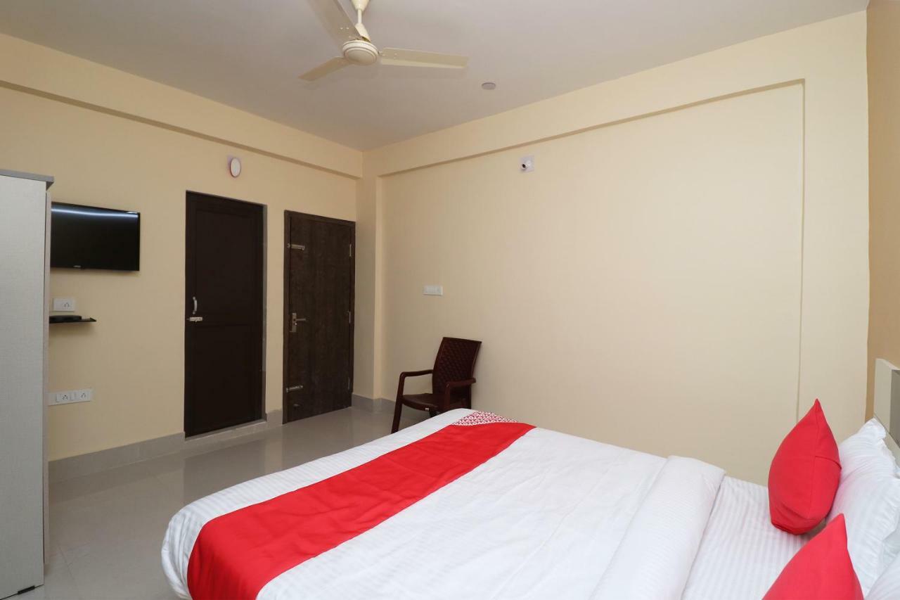 Oyo 35736 Shree Jagannath Lodge Puri Exteriör bild