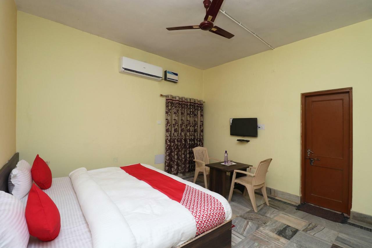 Oyo 35736 Shree Jagannath Lodge Puri Exteriör bild